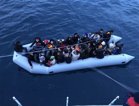 A­y­v­a­c­ı­k­ ­a­ç­ı­k­l­a­r­ı­n­d­a­ ­1­6­9­ ­k­a­ç­a­k­ ­g­ö­ç­m­e­n­ ­y­a­k­a­l­a­n­d­ı­